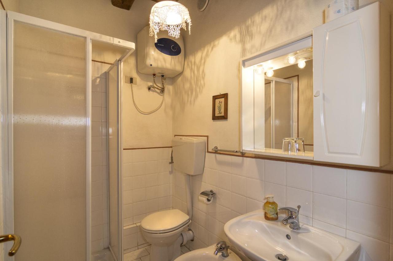 B&B Due Borghi Pisa Bagian luar foto