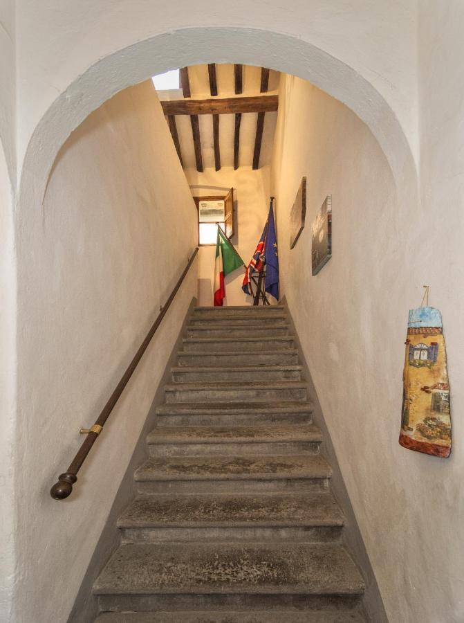 B&B Due Borghi Pisa Bagian luar foto