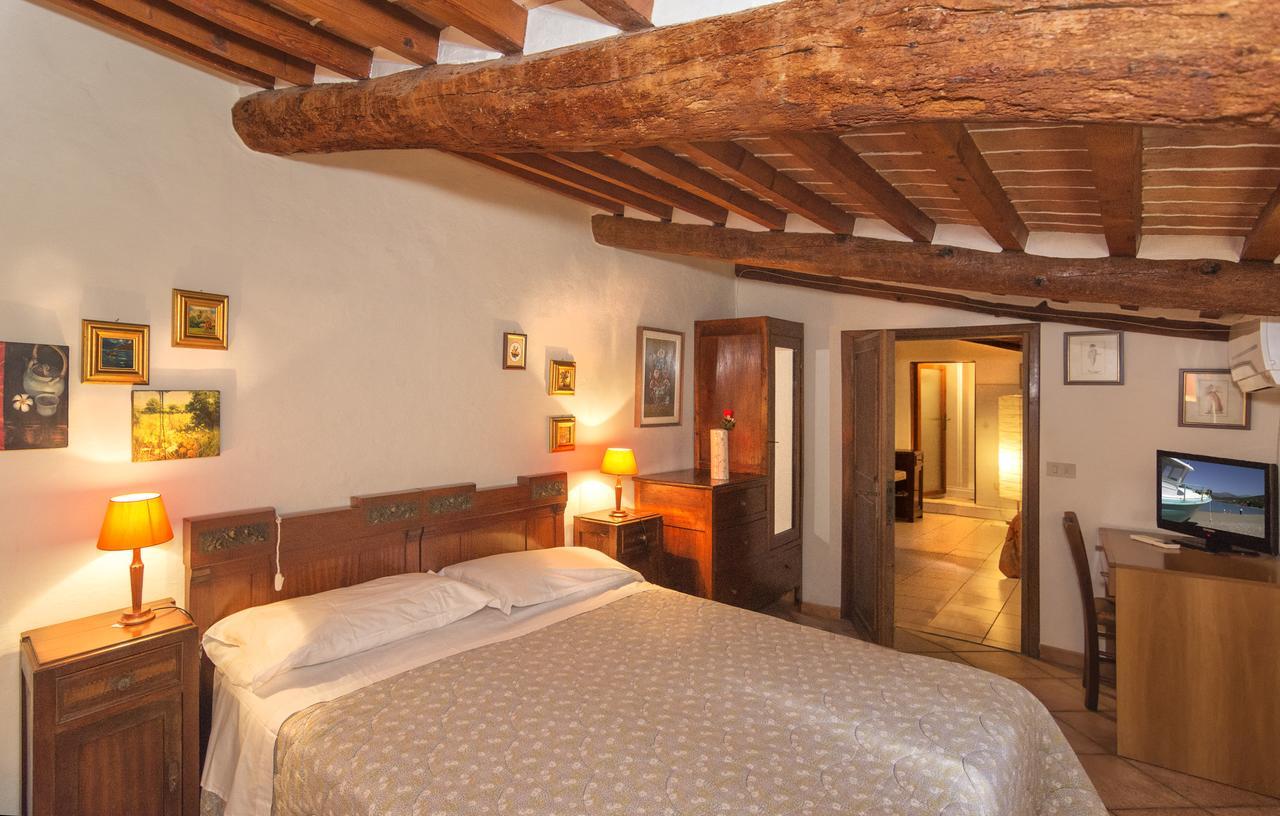 B&B Due Borghi Pisa Bagian luar foto