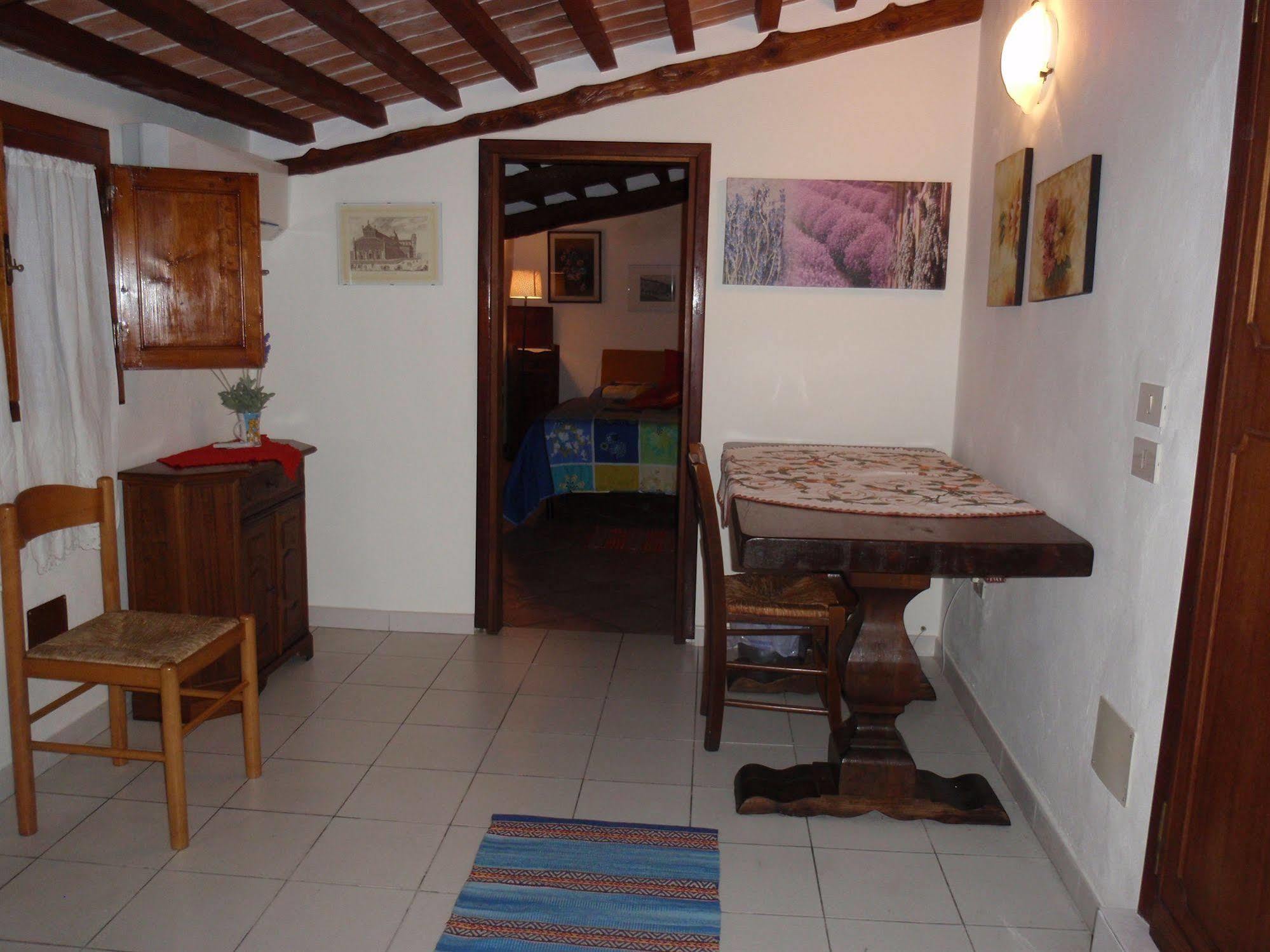 B&B Due Borghi Pisa Bagian luar foto