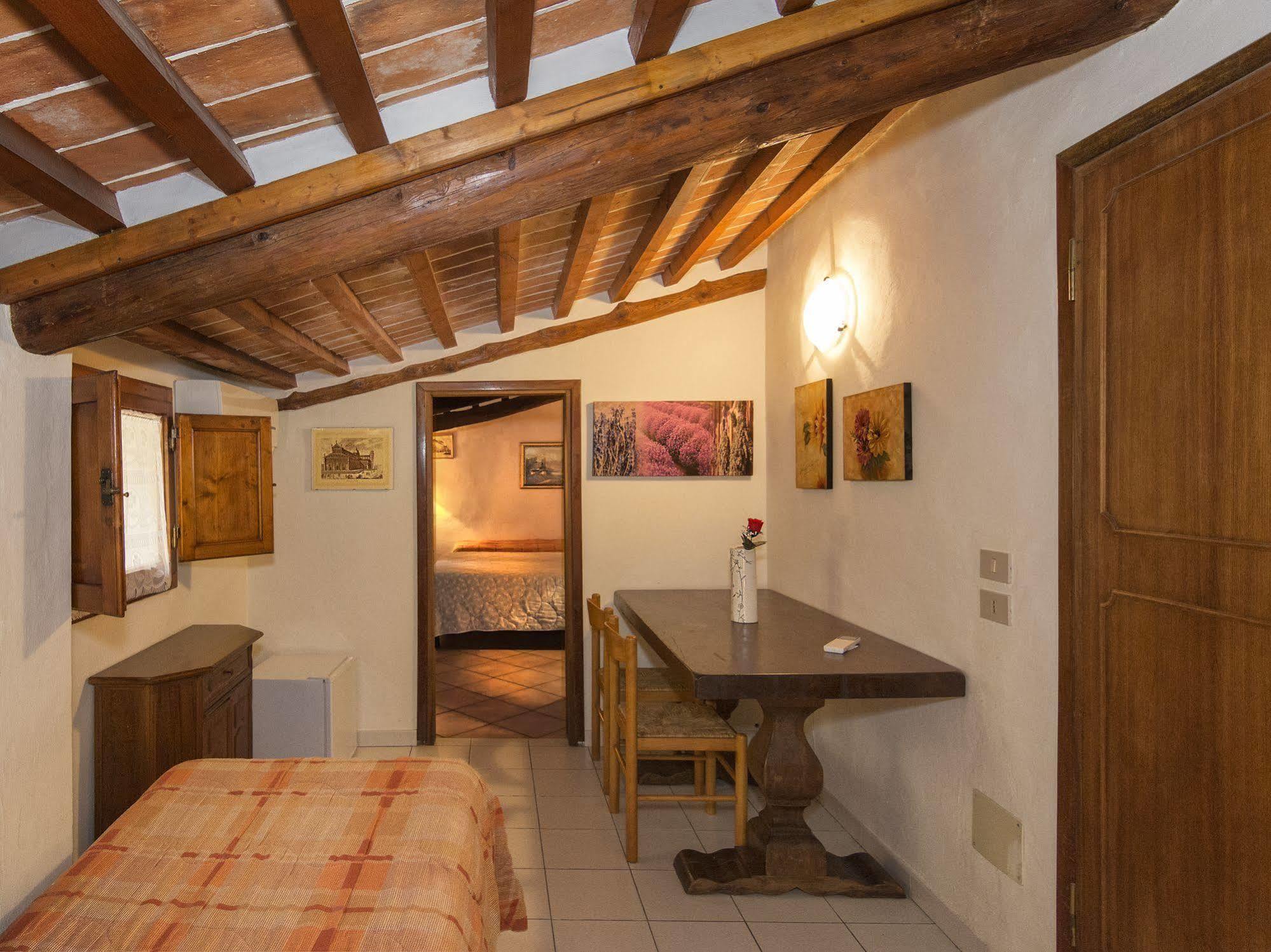 B&B Due Borghi Pisa Bagian luar foto